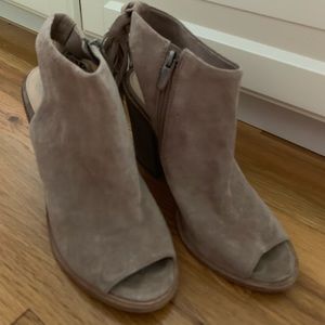 Suede peep toe block heel with tassel